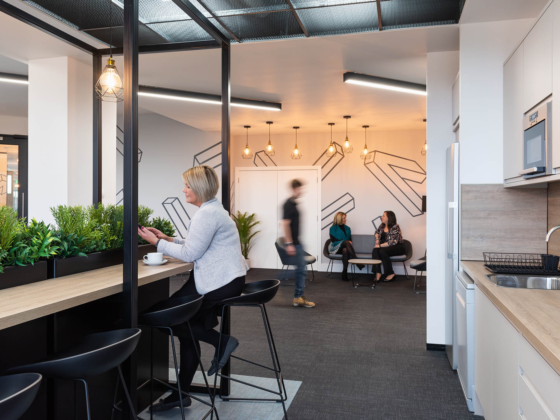 Serviced Office Hot Desking and Kitchenette