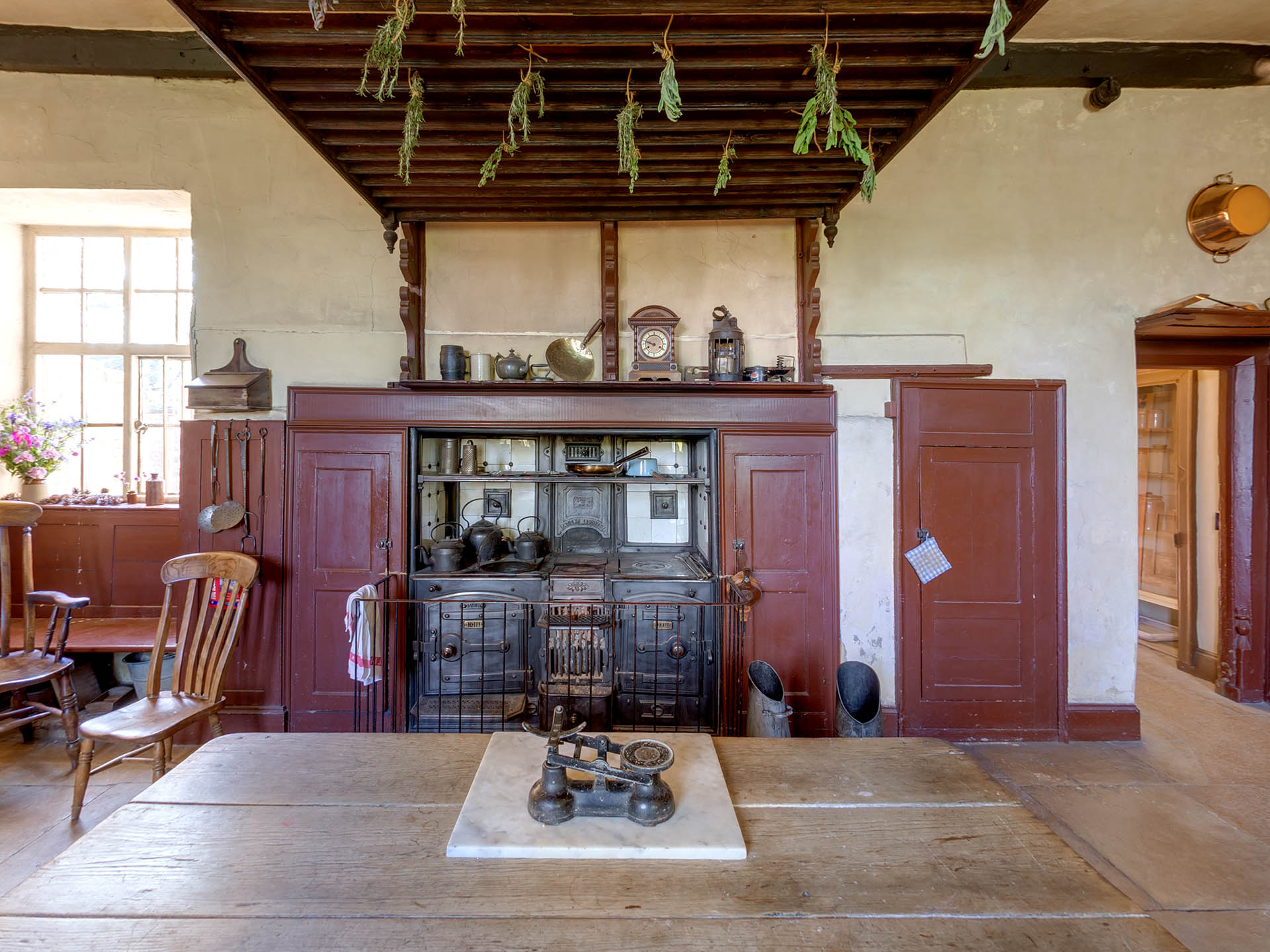 Cogges Manor Farm Living museum