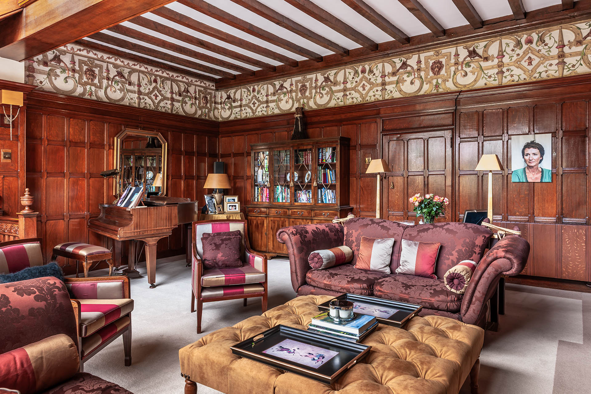 Lounge, Private House